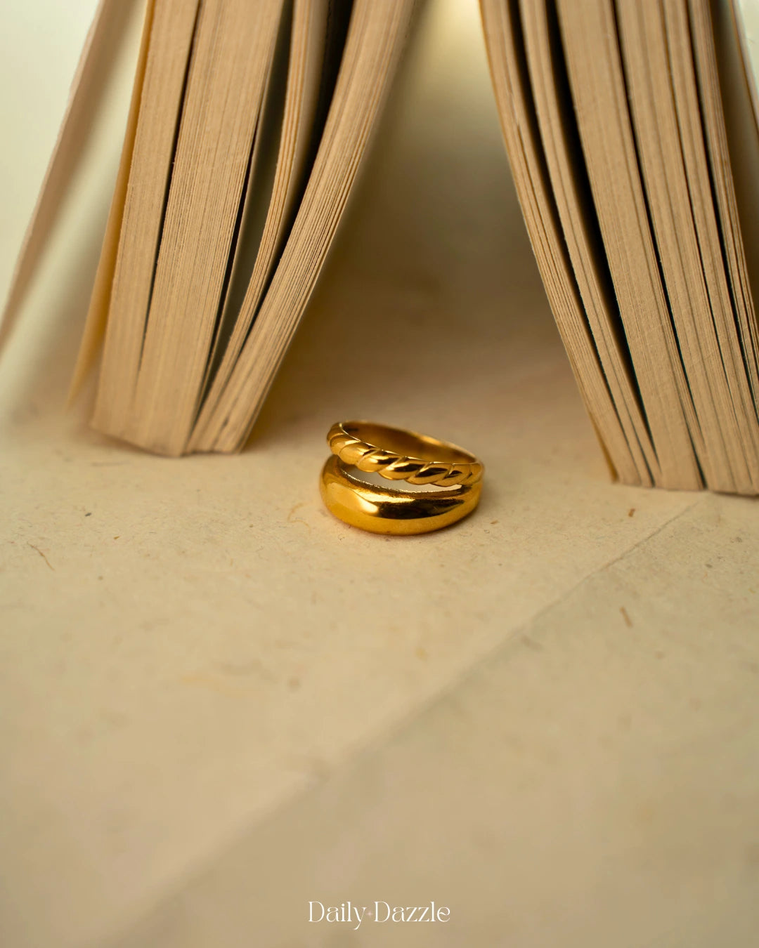 Twist & Shine Ring – 18K Gold Plated