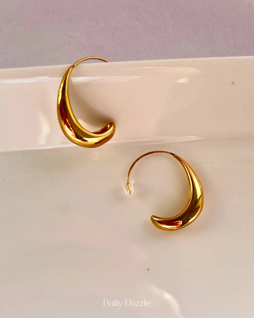 Golden Curve Hoops