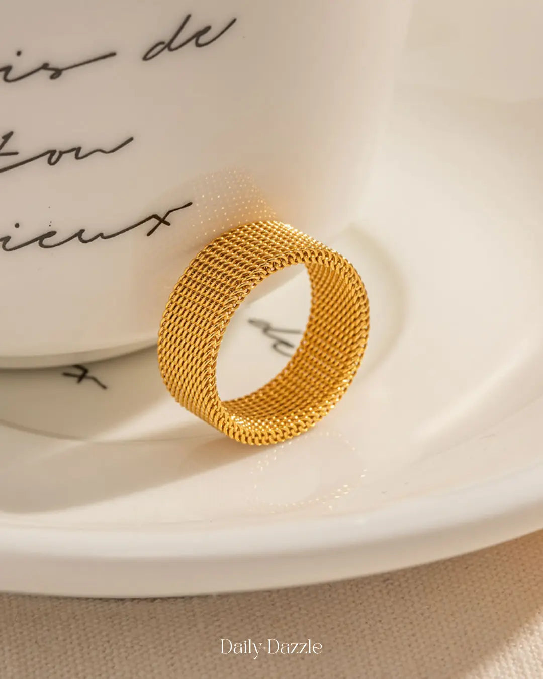 Aure Mesh Ring
