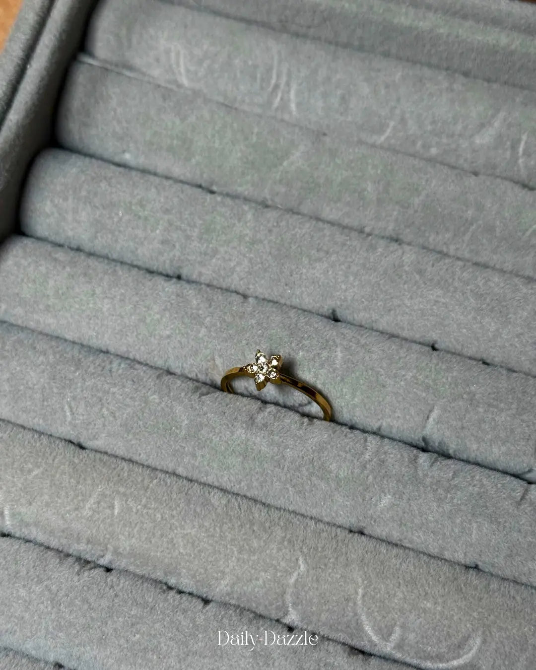 Daisy Ring