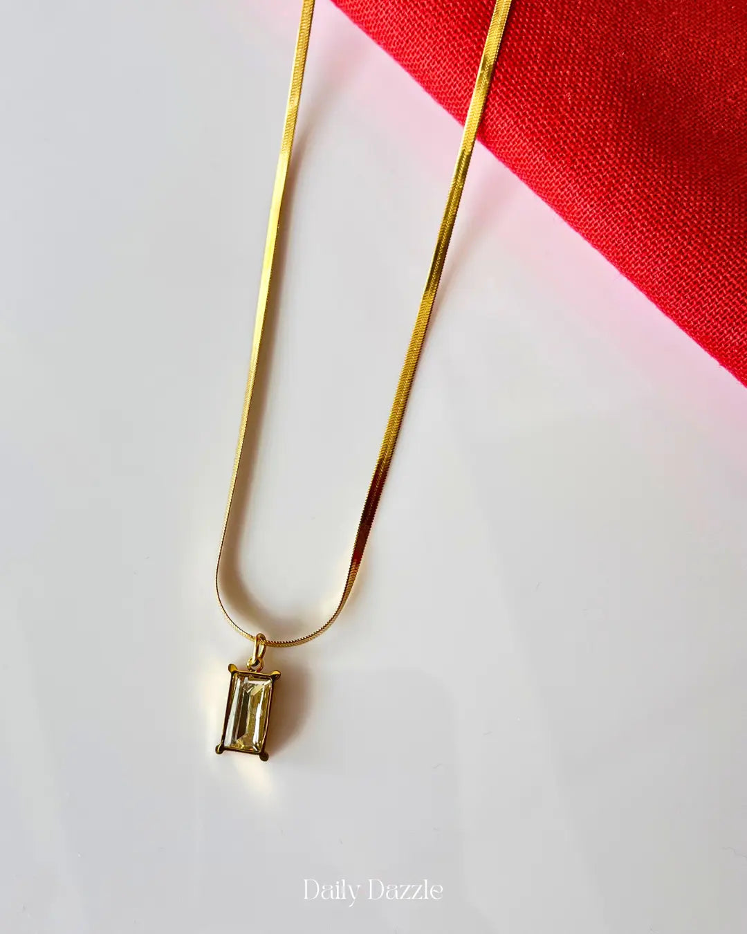 Gleam Pendant Necklace