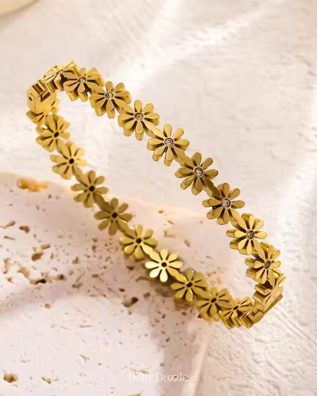 Daisy bracelet