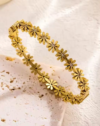Daisy bracelet