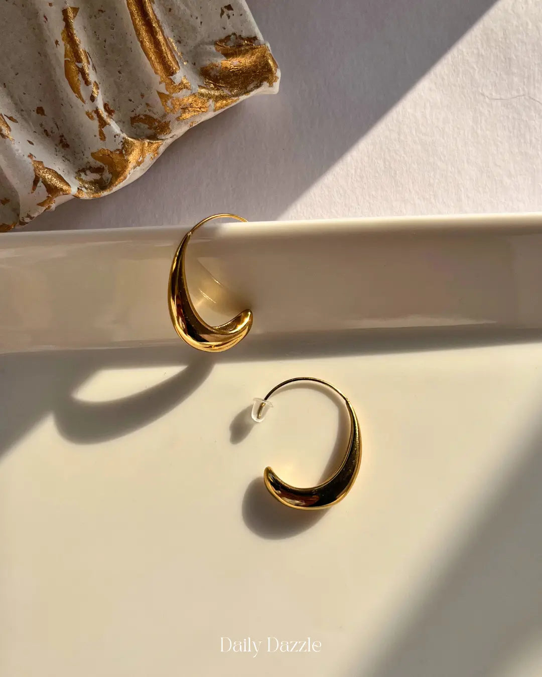 Golden Curve Hoops