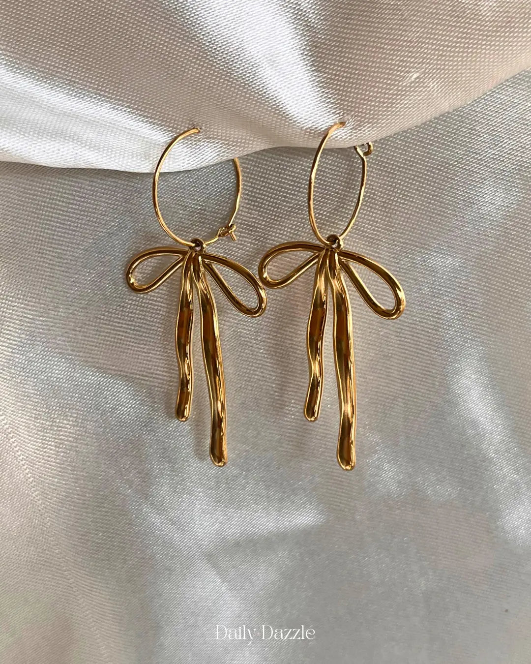Bella Bow Hoops