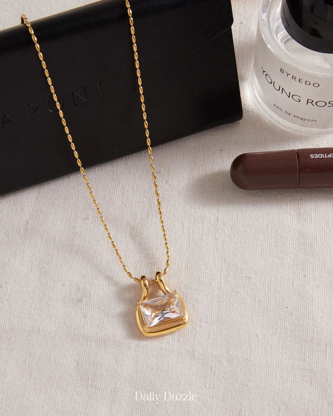 Amara Necklace